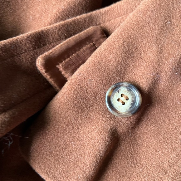 Long camel brown trench coat, tie front - Picture 3 of 4